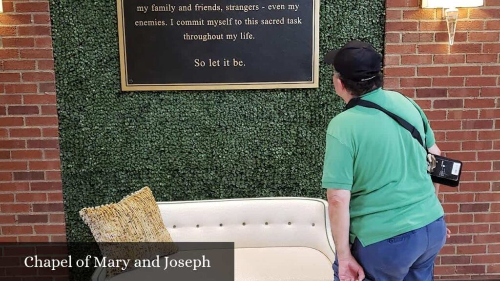Chapel of Mary and Joseph - Plymouth (Michigan)