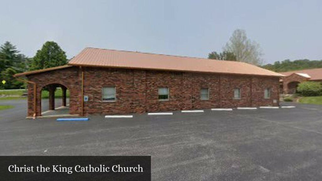 Christ The King Catholic Church - Paoli (Indiana)