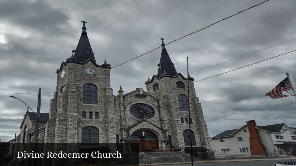 Divine Redeemer Church - Mt Carmel (Pennsylvania)