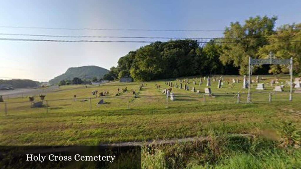 Holy Cross Cemetery - Dakota (Minnesota)