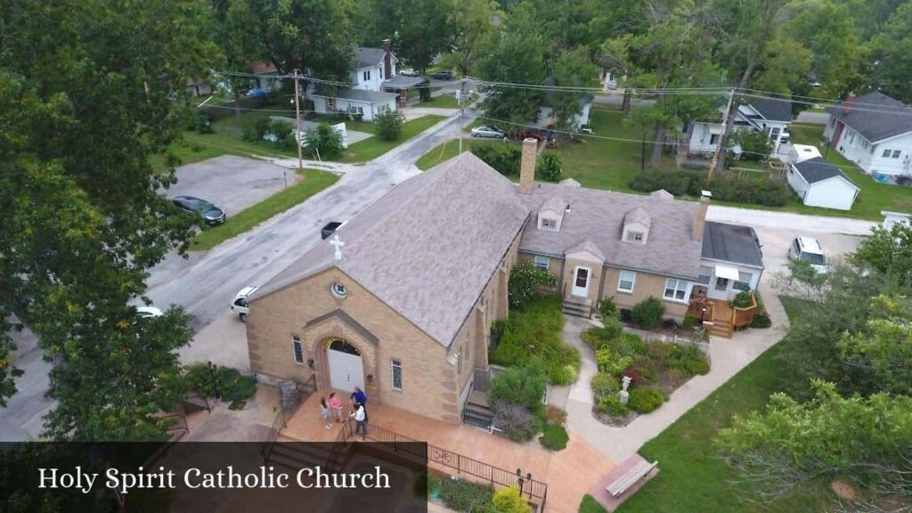 Holy Spirit Catholic Church - Centralia (Missouri)