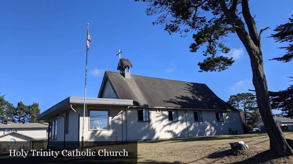 Holy Trinity Catholic Church - Bandon (Oregon)