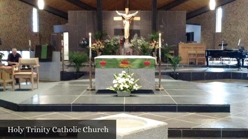 Holy Trinity Catholic Church - Comstock Park (Michigan)