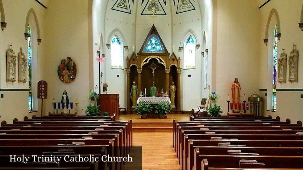 Holy Trinity Catholic Church - Jackson (Ohio)