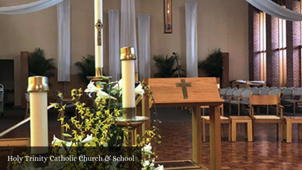 Holy Trinity Catholic Church & School - Des Moines (Iowa)