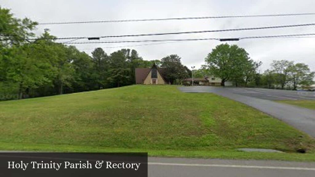 Holy Trinity Parish & Rectory - Morgantown (Kentucky)