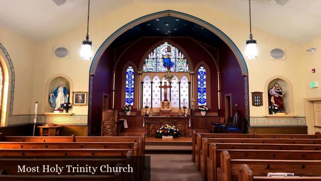 Most Holy Trinity Church - Pomfret (Connecticut)