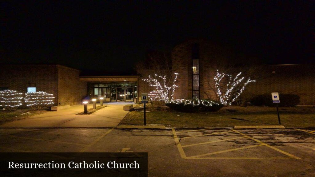 Resurrection Catholic Church - Woodstock (Illinois)
