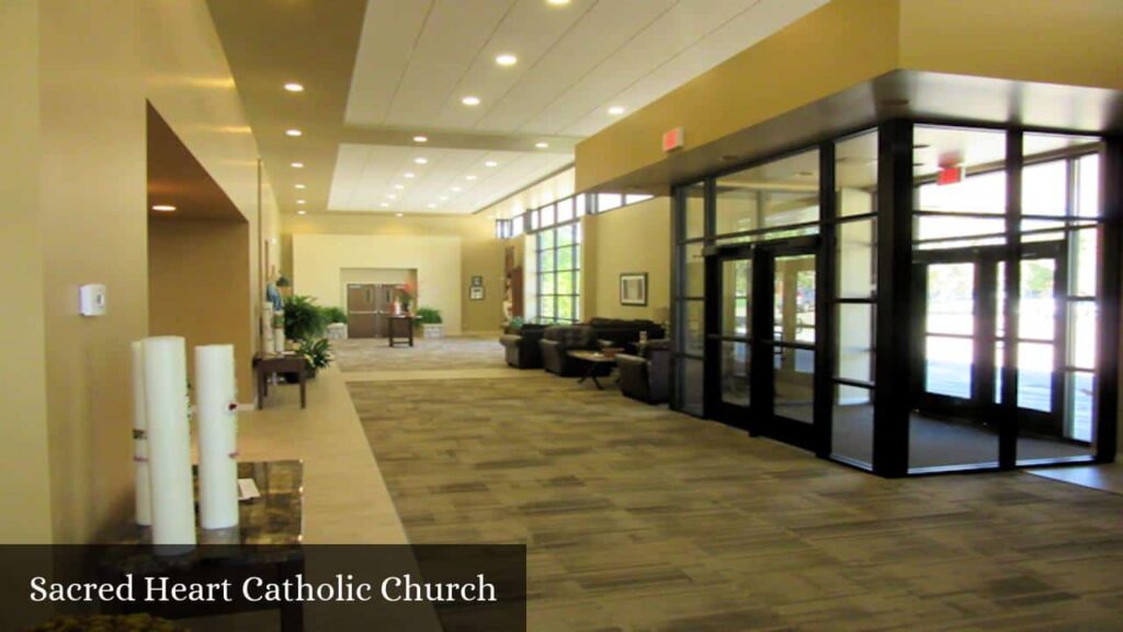 Sacred Heart Catholic Church - Bolivar (Missouri)