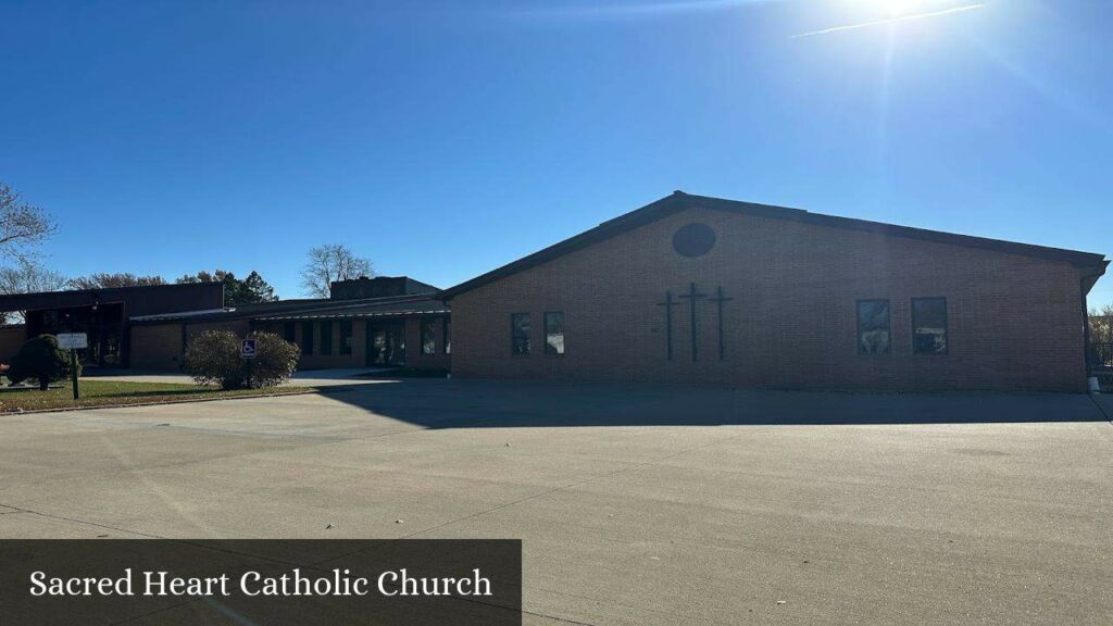Sacred Heart Catholic Church - Melcher-Dallas (Iowa)