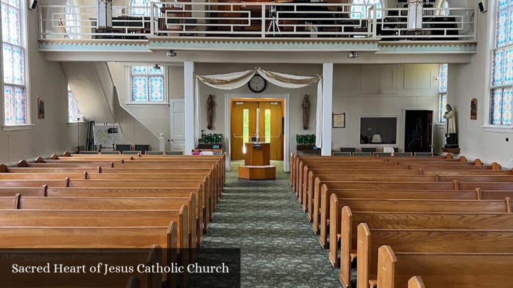 Sacred Heart of Jesus Catholic Church - Elk Rapids (Michigan)