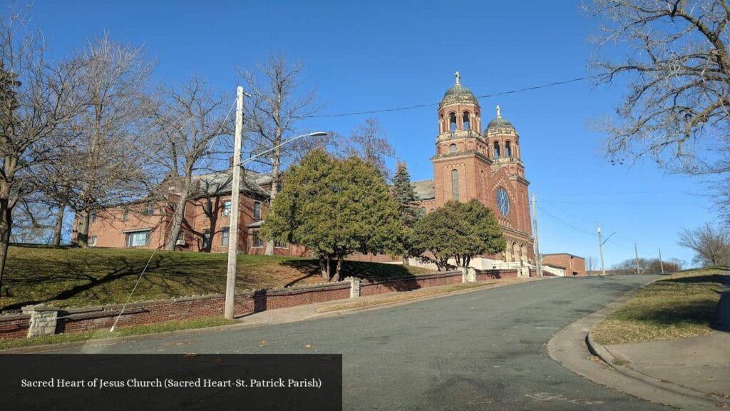 Sacred Heart of Jesus Church - Eau Claire (Wisconsin)