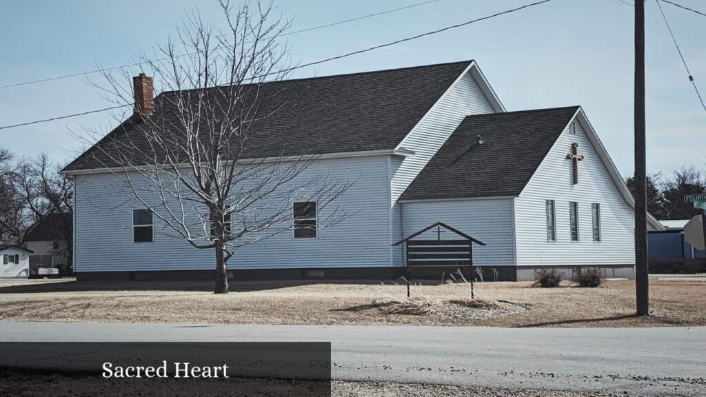 Sacred Heart - Plaza (North Dakota)