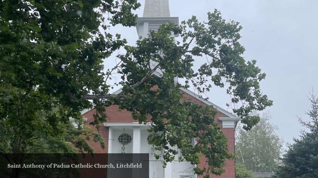 Saint Anthony of Padua Catholic Church - Litchfield (Connecticut)