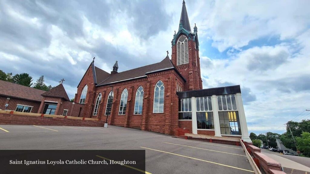 Saint Ignatius Loyola Catholic Church - Houghton (Michigan)