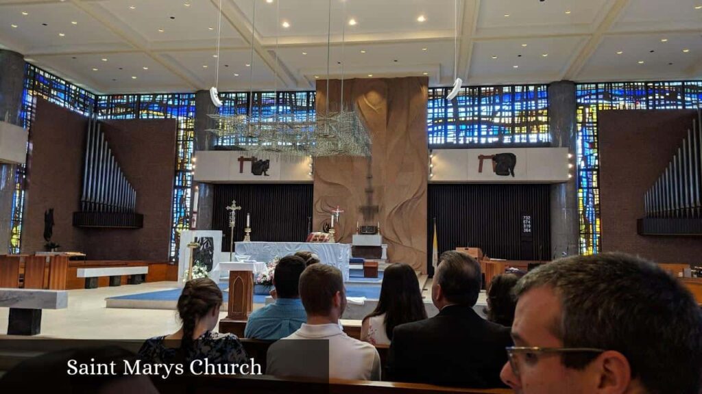Saint Marys Church - Newington (Connecticut)