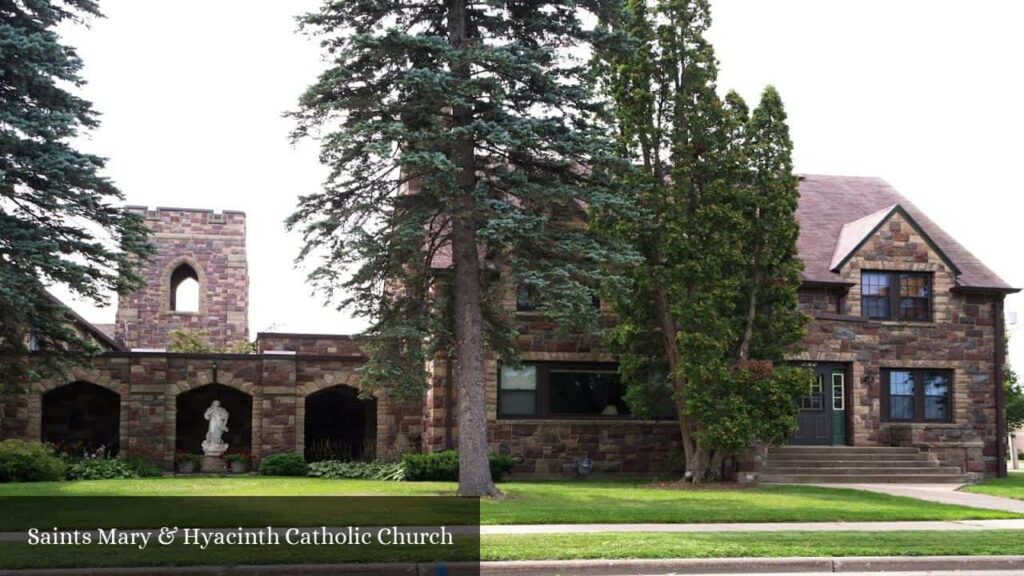 Saints Mary & Hyacinth Catholic Church - Antigo (Wisconsin)