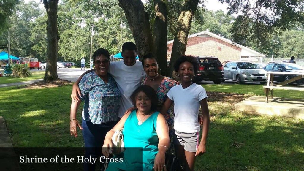 Shrine of the Holy Cross - Daphne (Alabama)
