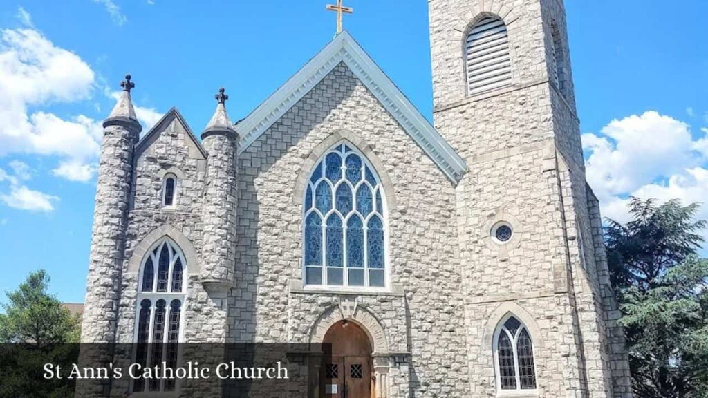 St Ann's Catholic Church - Phoenixville (Pennsylvania)