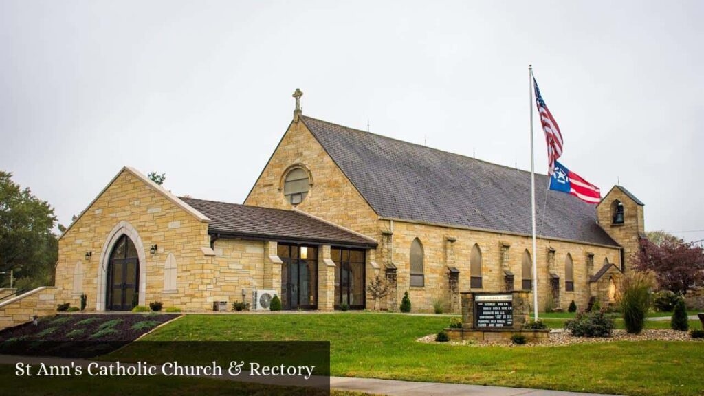 St Ann's Catholic Church & Rectory - Nashville (Illinois)