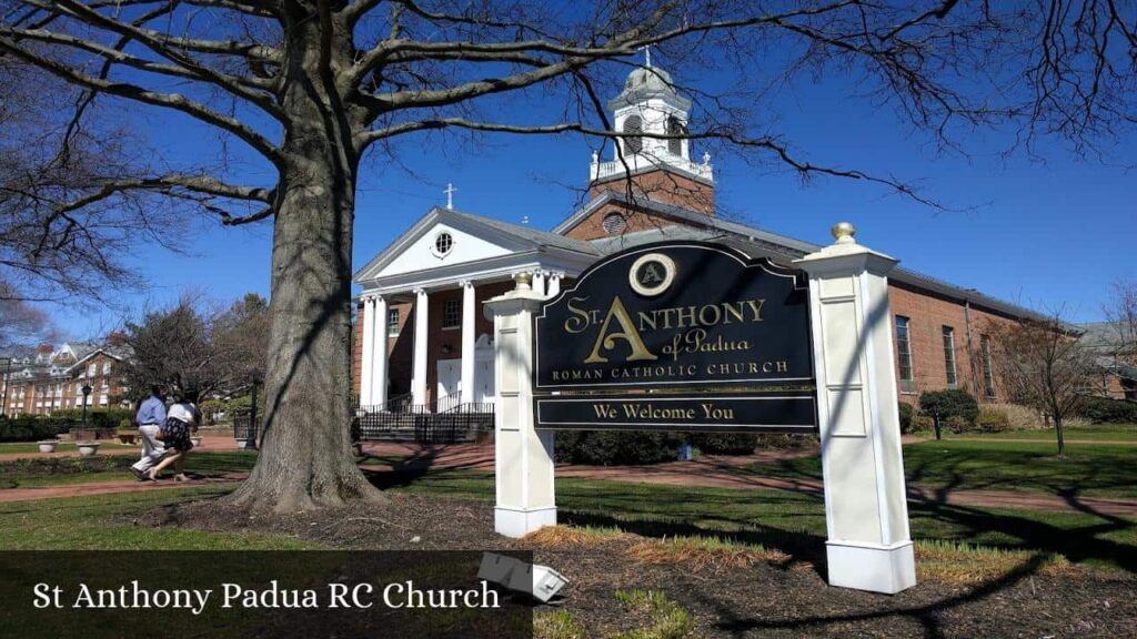St Anthony Padua Rc Church - East Northport (New York)