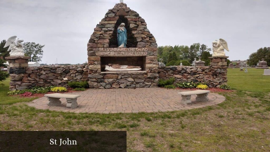 St John - Adams (Minnesota)