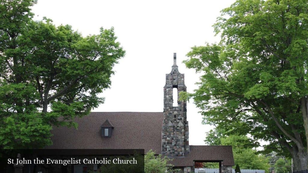 St John The Evangelist Catholic Church - Fenton (Michigan)