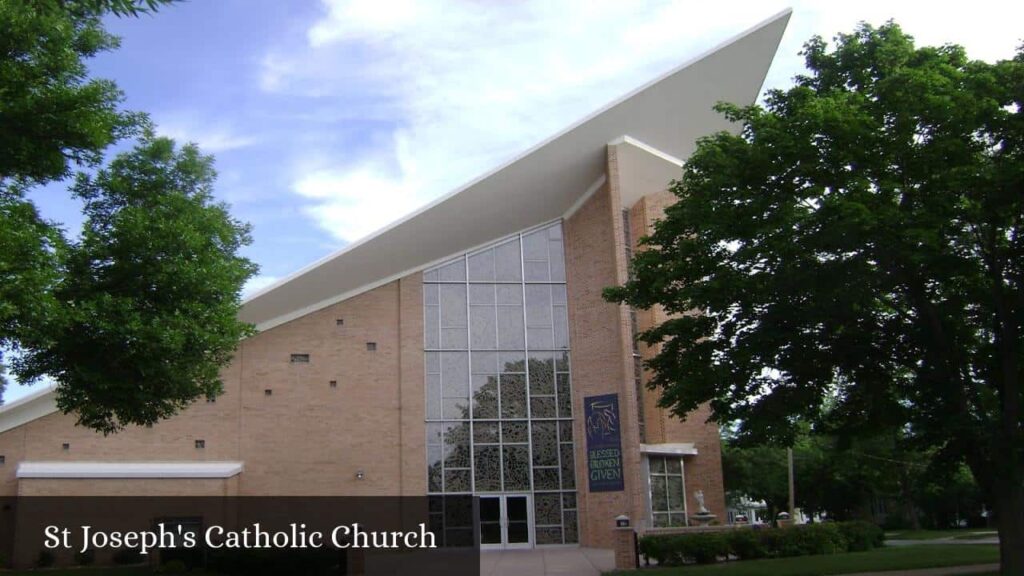 St Joseph's Catholic Church - Menomonie (Wisconsin)