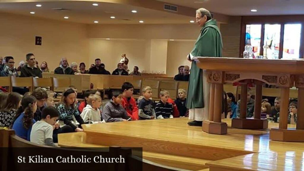 St Kilian Catholic Church - Hartford (Wisconsin)