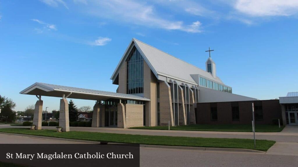 St Mary Magdalen Catholic Church - Kentwood (Michigan)
