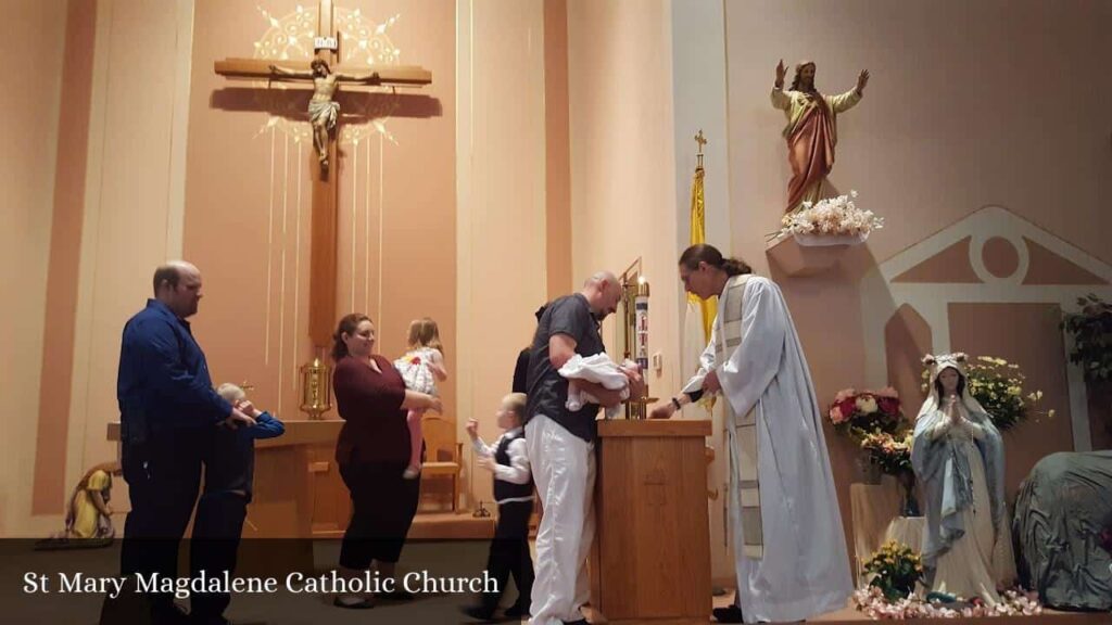 St Mary Magdalene Catholic Church - Johnson Creek (Wisconsin)