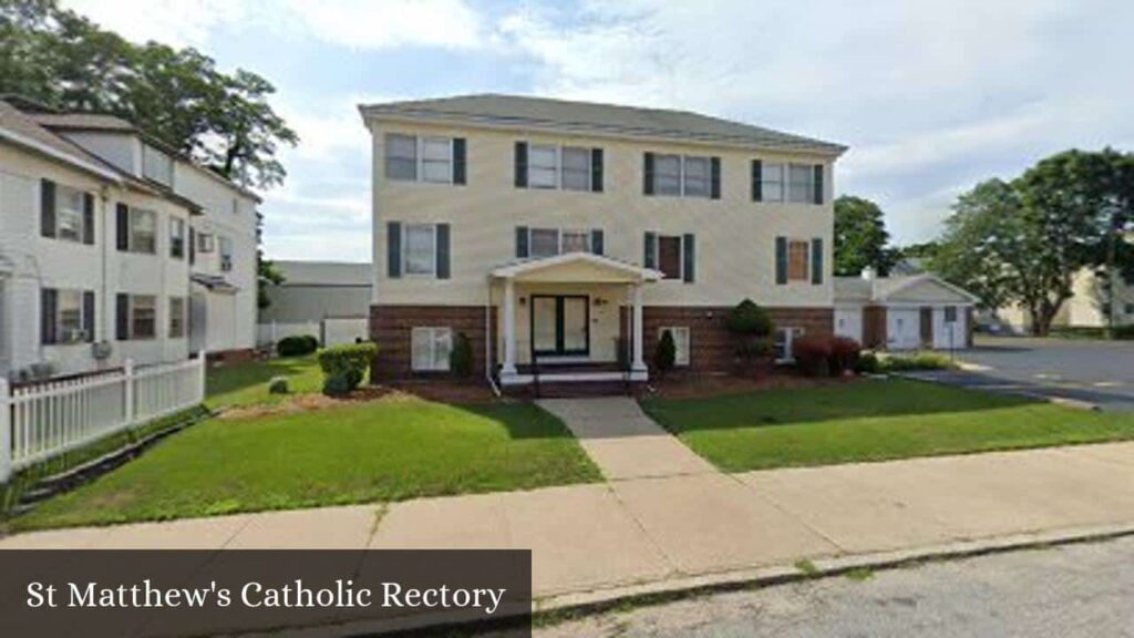 St Matthew's Catholic Rectory - Cranston (Rhode Island)