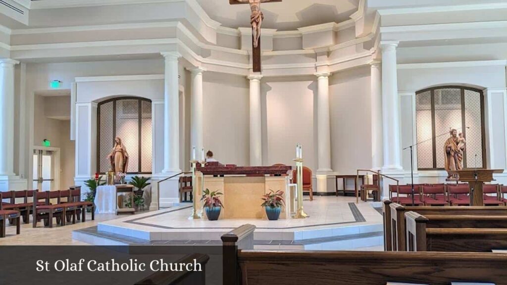 St Olaf Catholic Church - Williamsburg (Virginia)