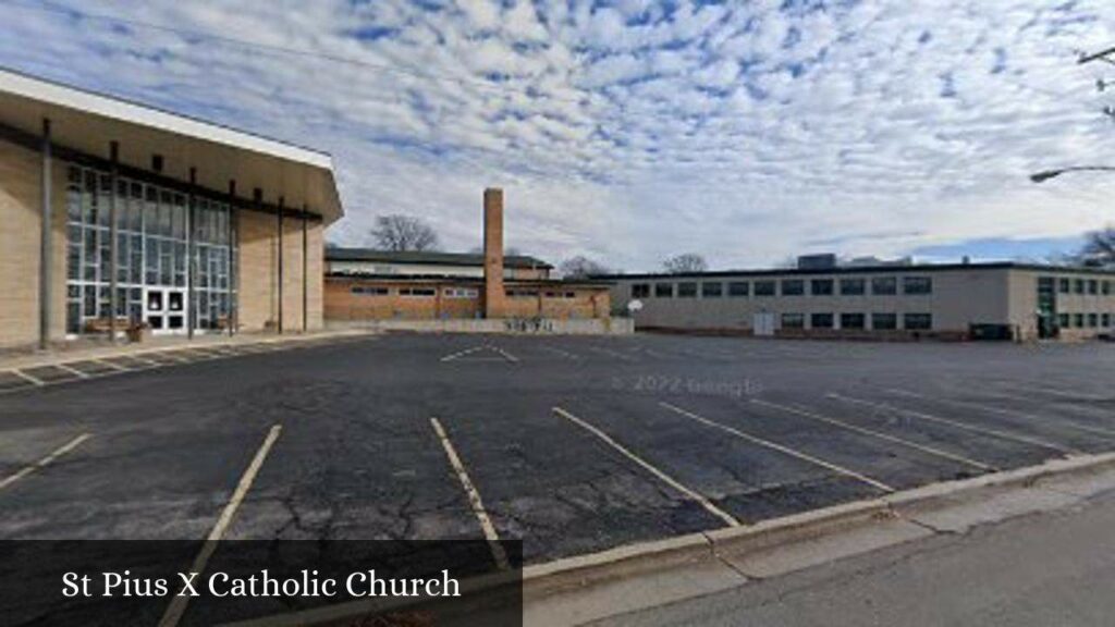 St Pius X Catholic Church - Rochester (Minnesota)