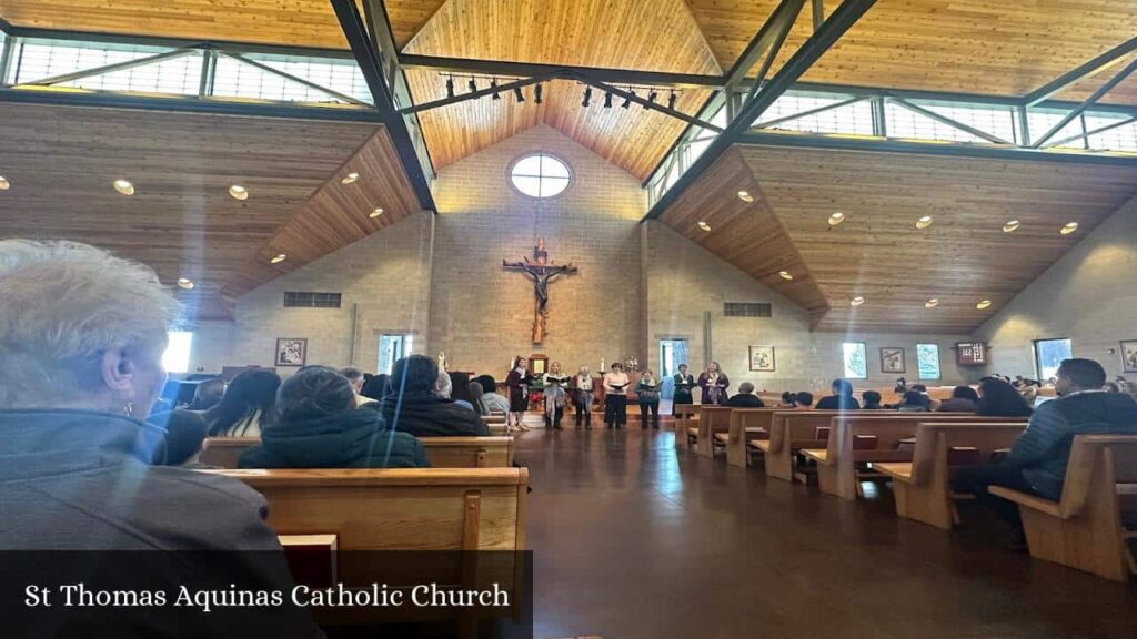 St Thomas Aquinas Catholic Church - Hyde Park (Utah)