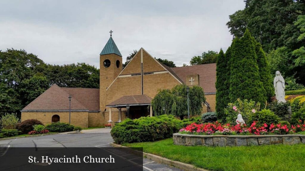 St. Hyacinth Church - Glen Head (New York)