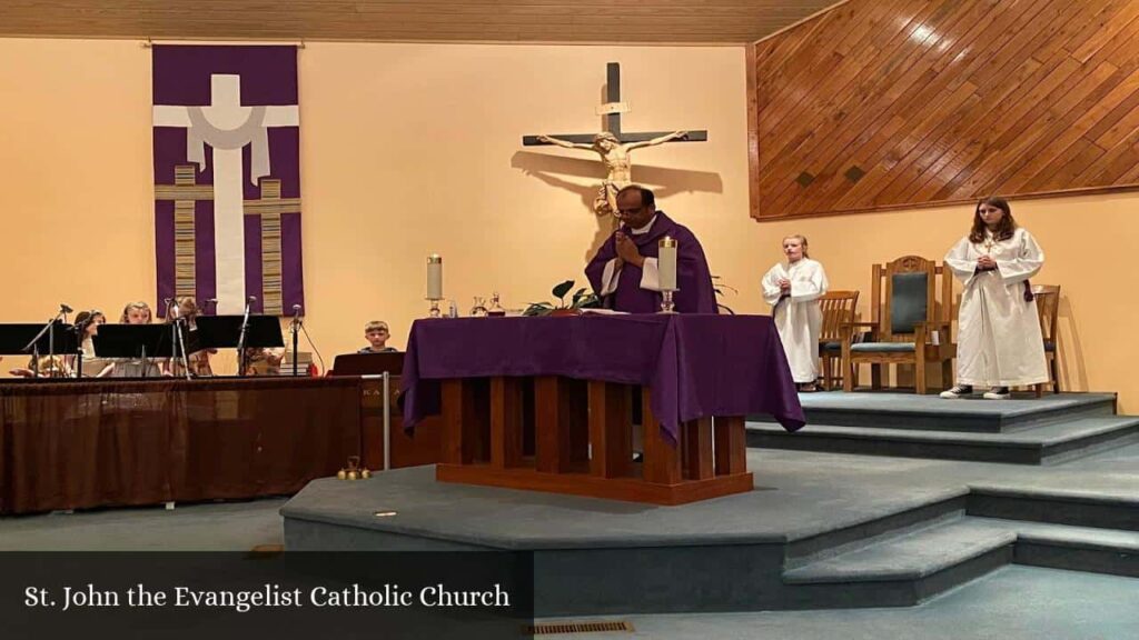 St. John The Evangelist Catholic Church - Lewisburg (Tennessee)