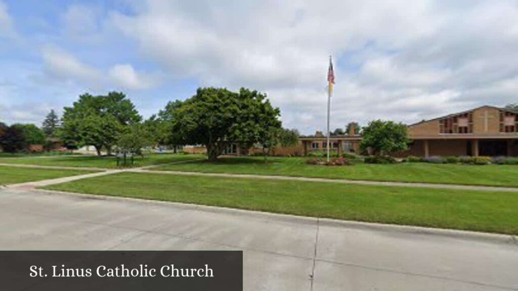 St. Linus Catholic Church - Dearborn Heights (Michigan)