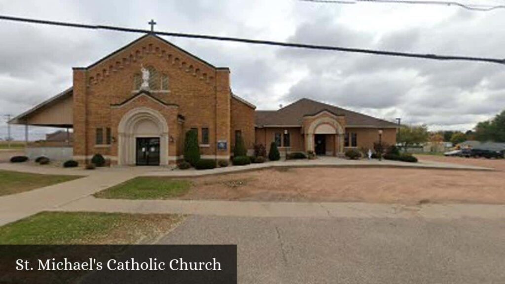 St. Michael's Catholic Church - Hewitt (Wisconsin)