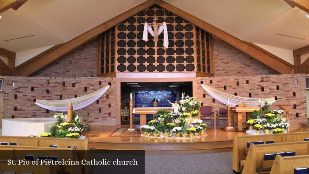 St. Pio of Pietrelcina Catholic Church - Roseville (Michigan)
