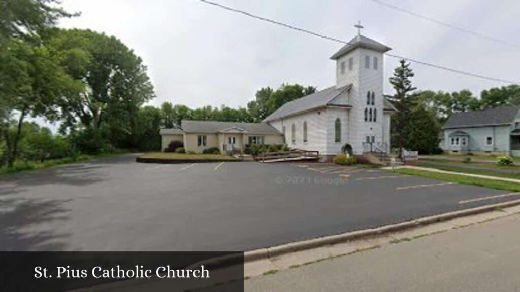 St. Pius Catholic Church - Little Suamico (Wisconsin)