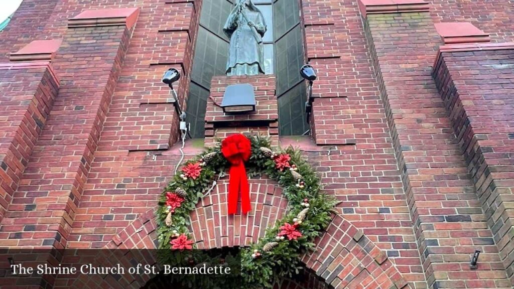 The Shrine Church of St. Bernadette - Brooklyn (New York)